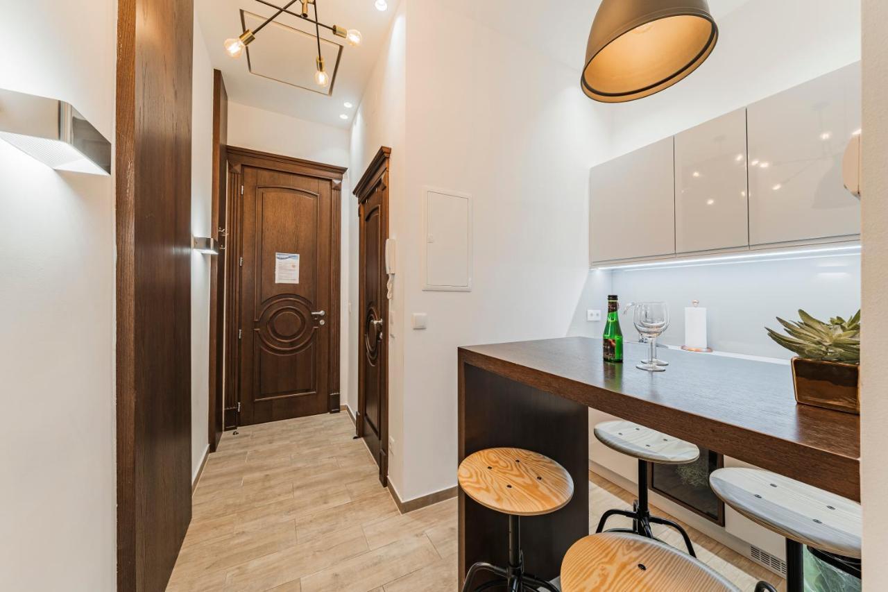 Zeus Design Apartments Schoenbrunn เวียนนา ภายนอก รูปภาพ